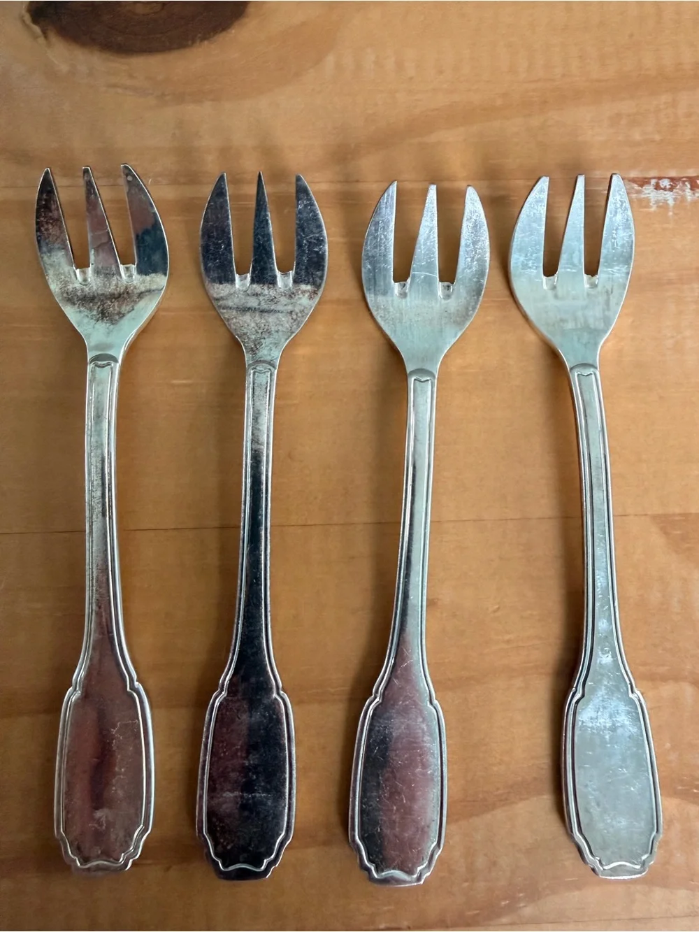 4 VTG DJ Oyster Cocktail Forks, Charcuterie Forks, Cottagecore, Beach RARE JAPAN